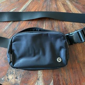 LuLuLemon Belt Bag